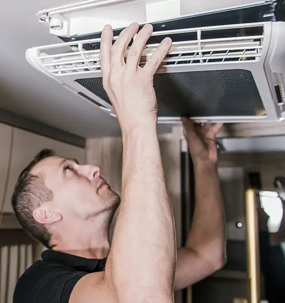  Professional Licensed And Insured Cleaners in Torrington, CT